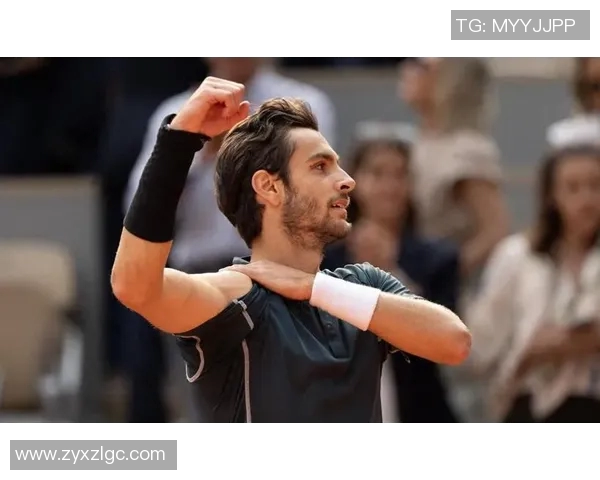 冷门足球球星盘点：三字名将你了解吗？他们的传奇故事值得回顾