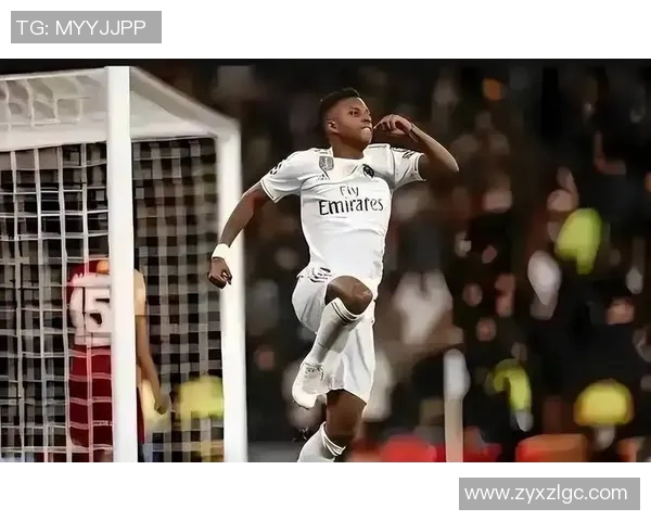 足球明星低谷时刻集锦 揭开球场背后的心酸与坚持